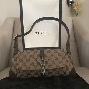 💯AUTHENTIC GUCCI JACKIE HOBO W/ FLAP❤️